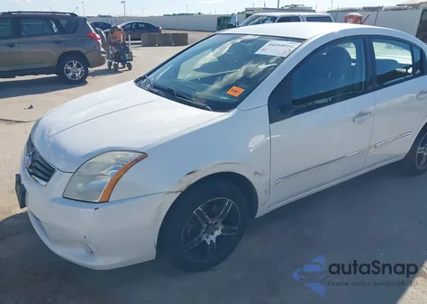 2011 Nissan Sentra 2.0S z USA, uszkodzony, nr VIN 3N1AB6AP2BL727209